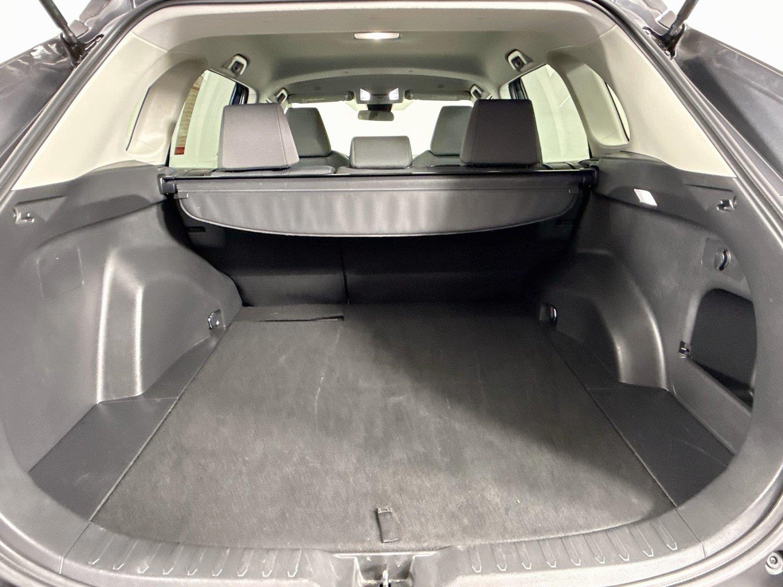 2025 Toyota RAV4 XLE photo 35