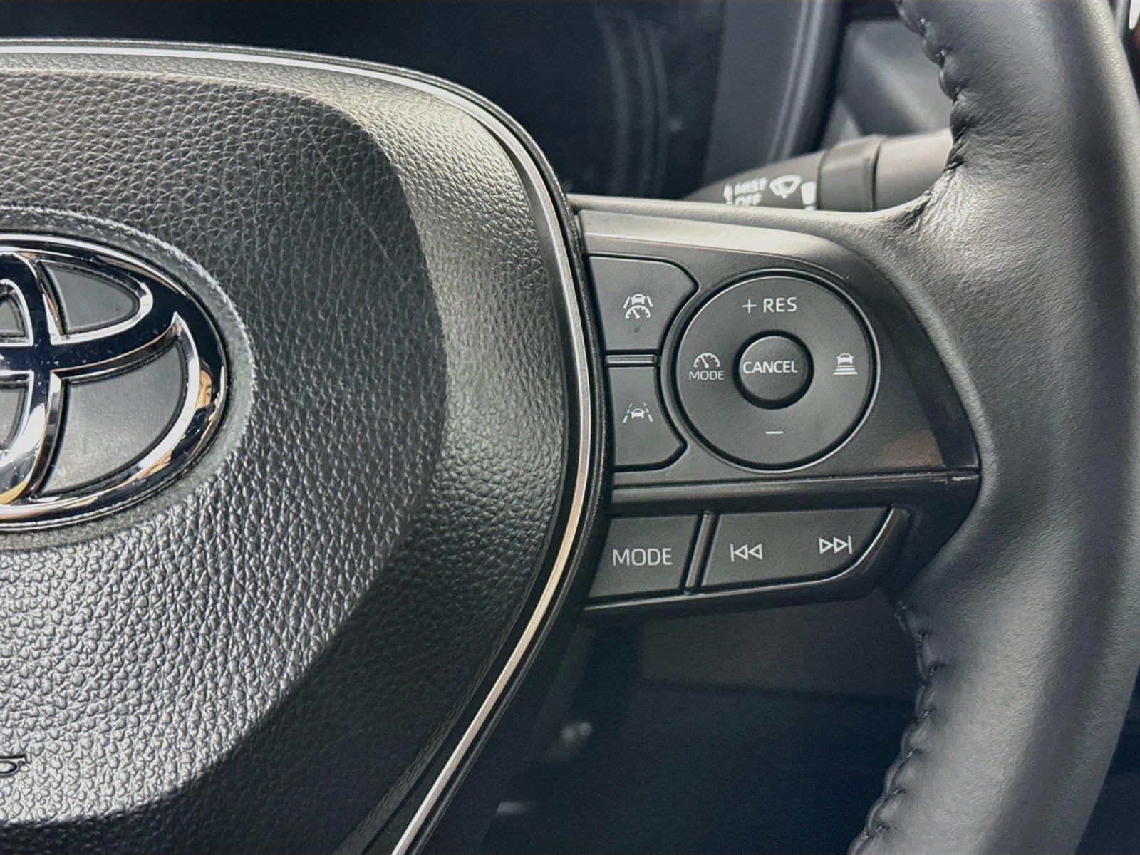 2026 Toyota Corolla SE photo 16