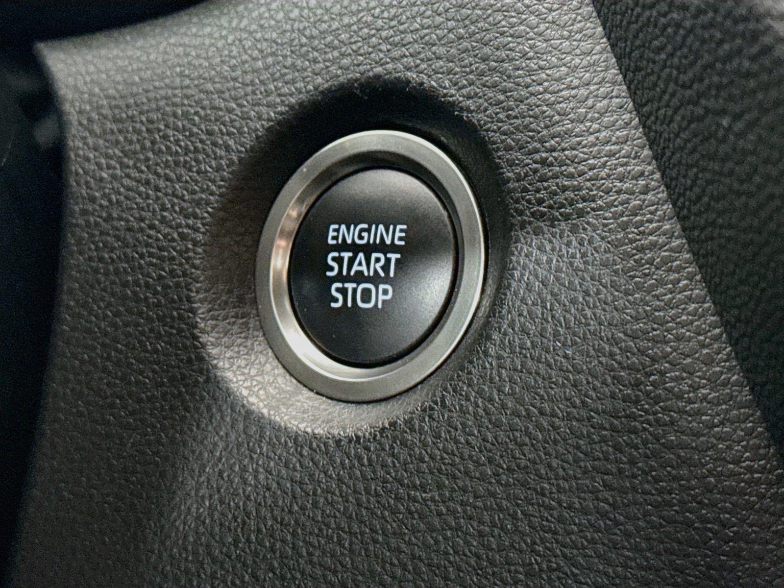 2026 Toyota Corolla SE photo 19