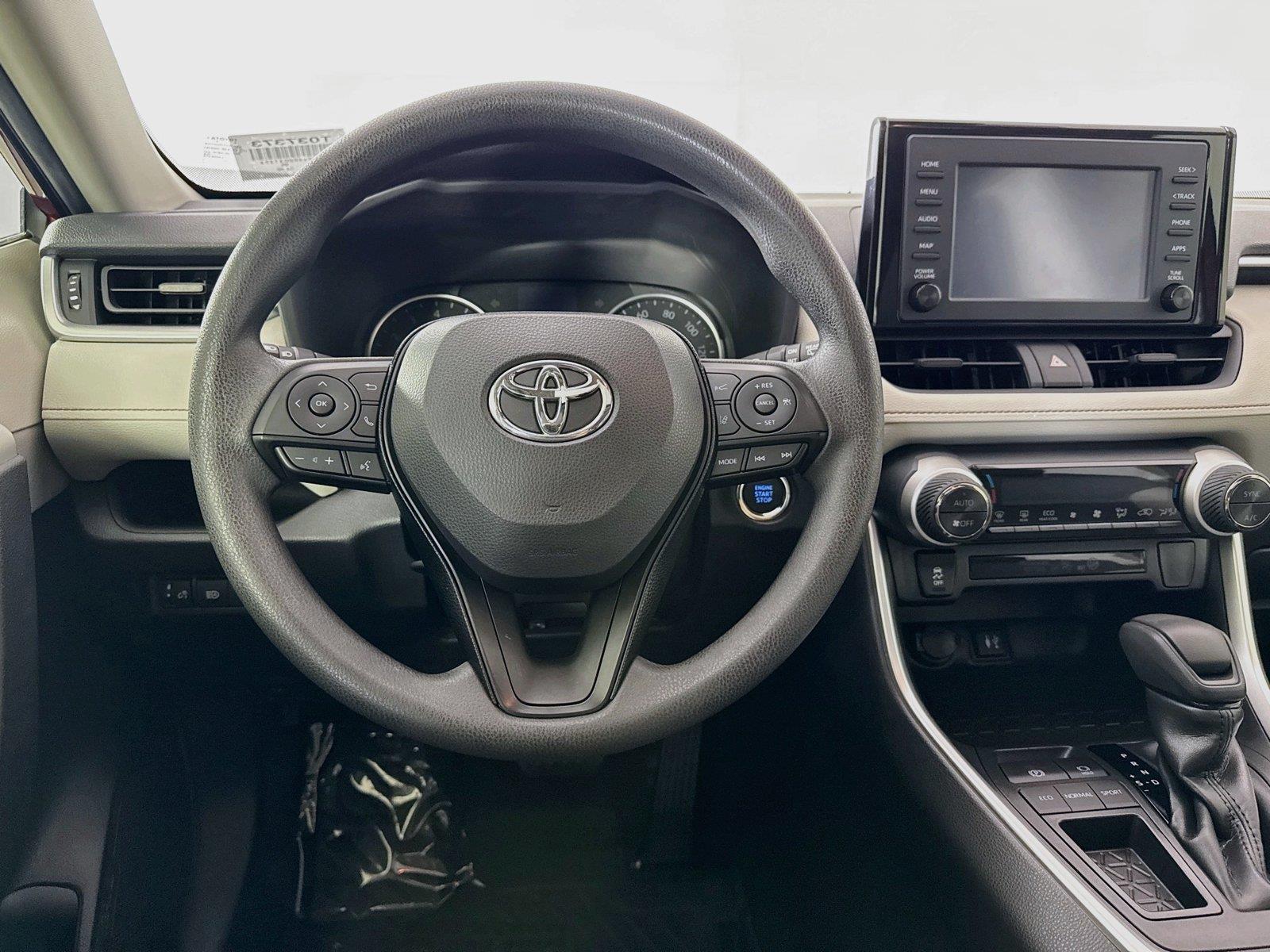 2019 Toyota RAV4 XLE photo 28