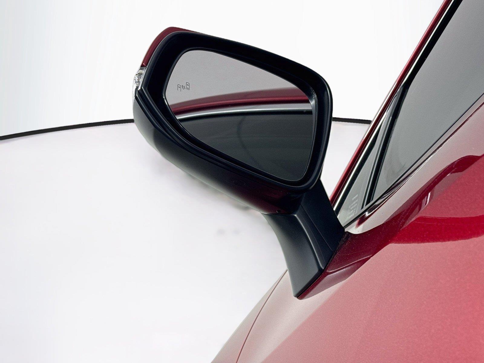 2019 Toyota RAV4 XLE photo 4