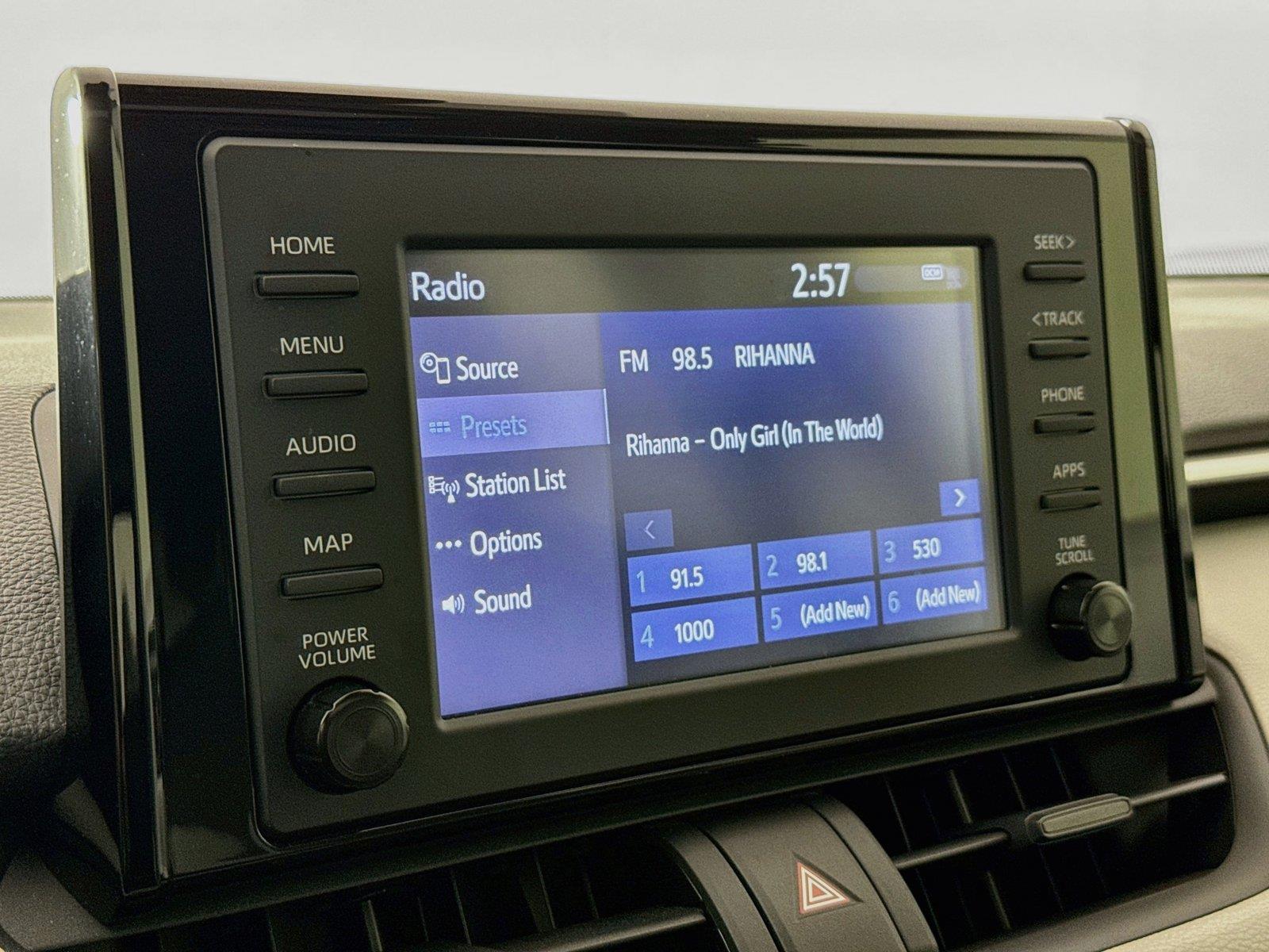 2019 Toyota RAV4 XLE photo 21