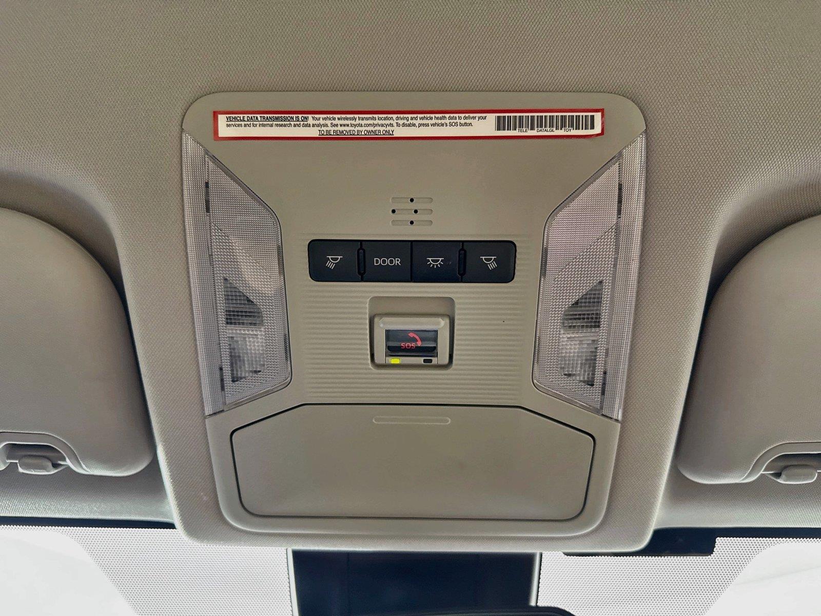 2023 Toyota RAV4 Hybrid LE photo 5