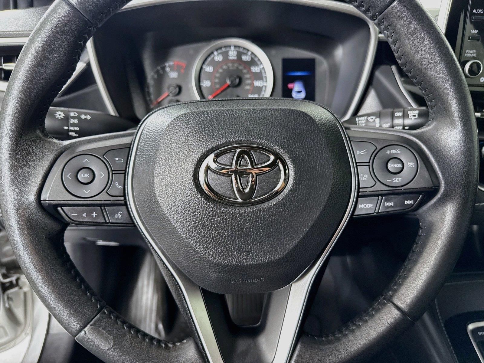 2022 Toyota Corolla Hatchback SE Nightshade Edition photo 14