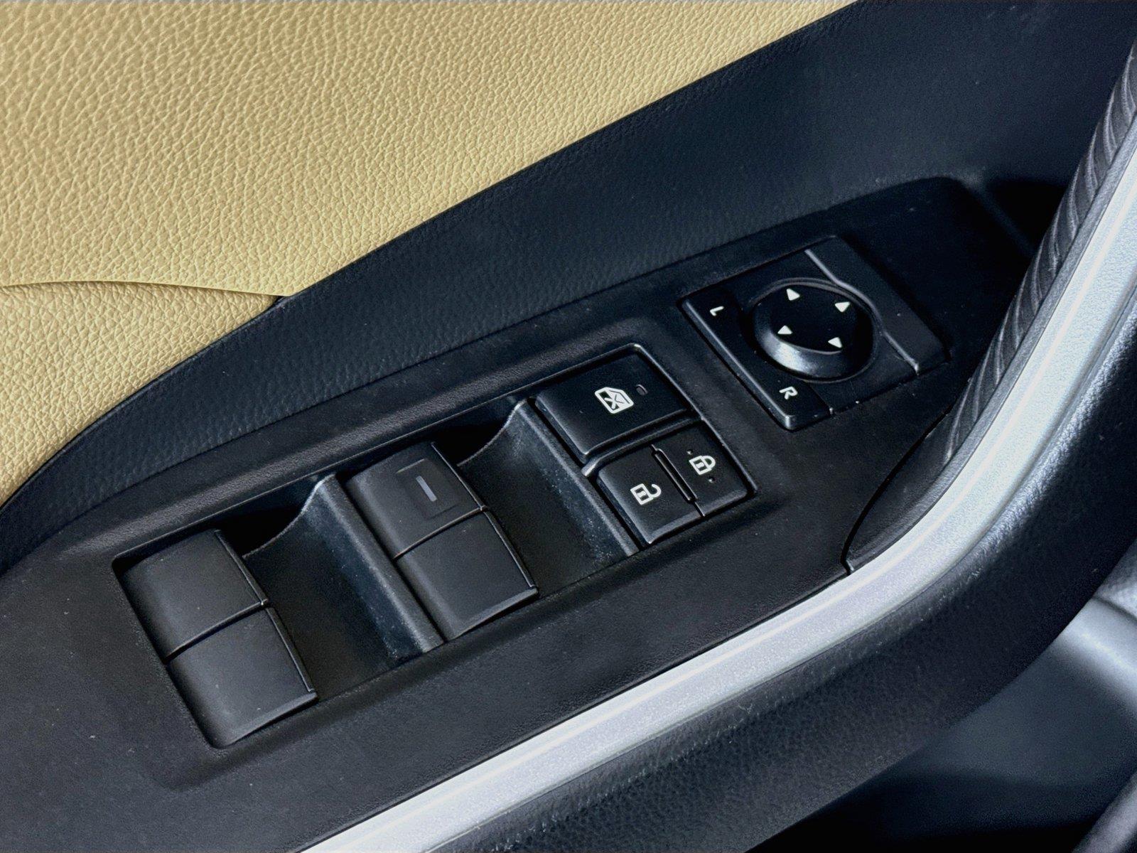 2023 Toyota RAV4 Hybrid LE photo 24