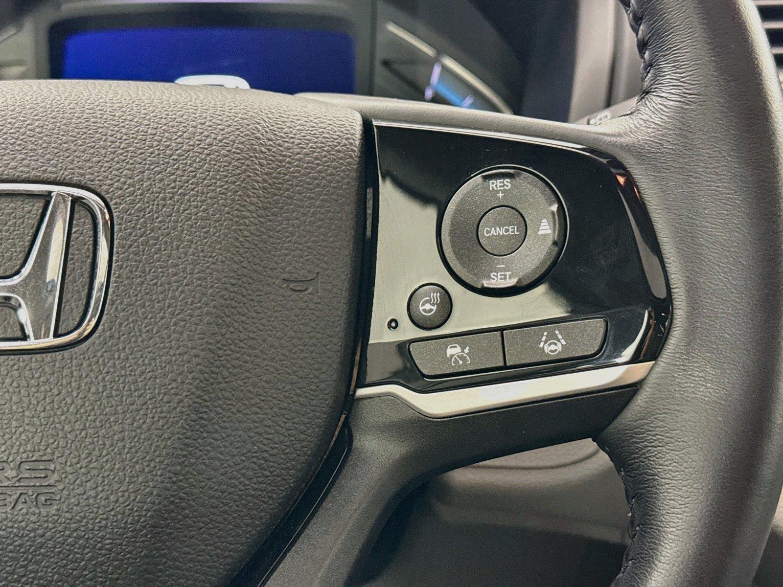 2024 Honda Odyssey Elite photo 19