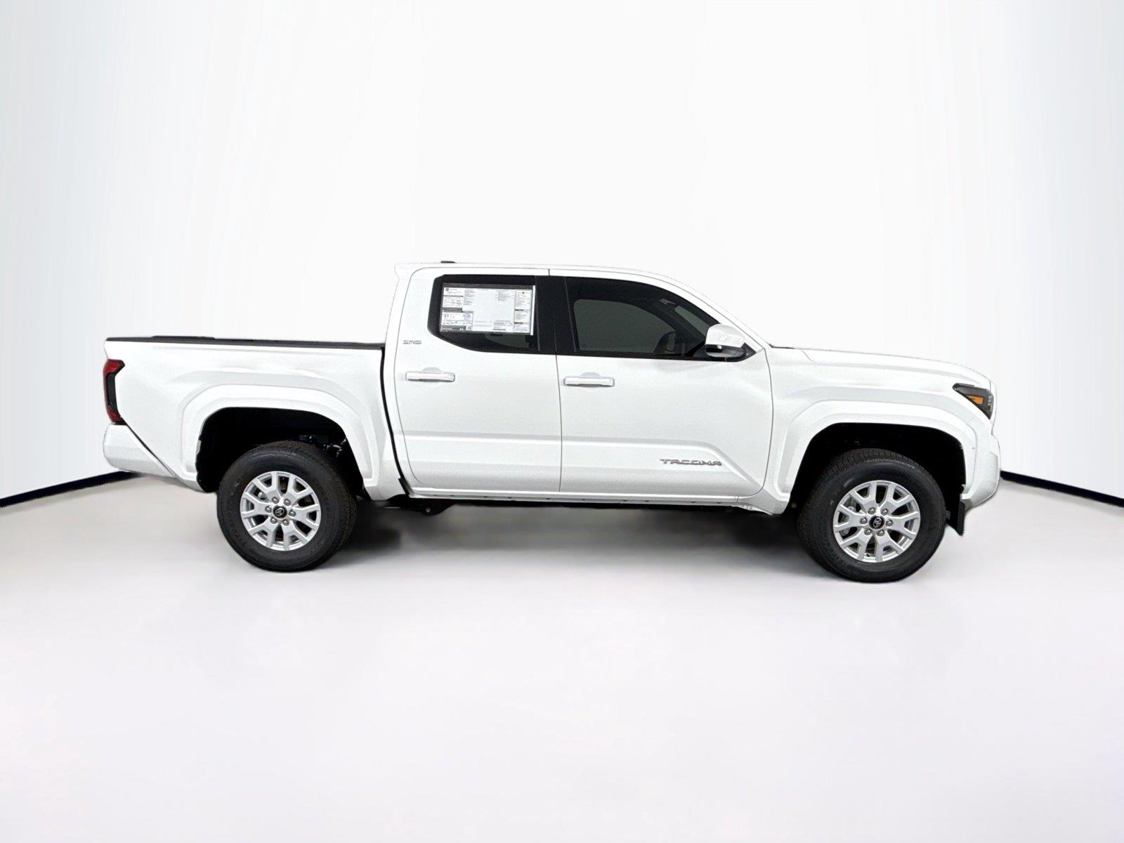 2026 Toyota Tacoma SR5 photo 5