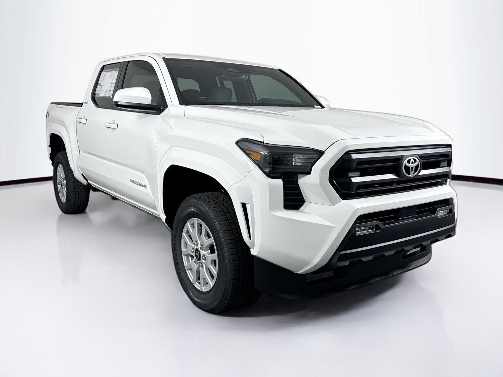 2026 Toyota Tacoma SR5 photo 4