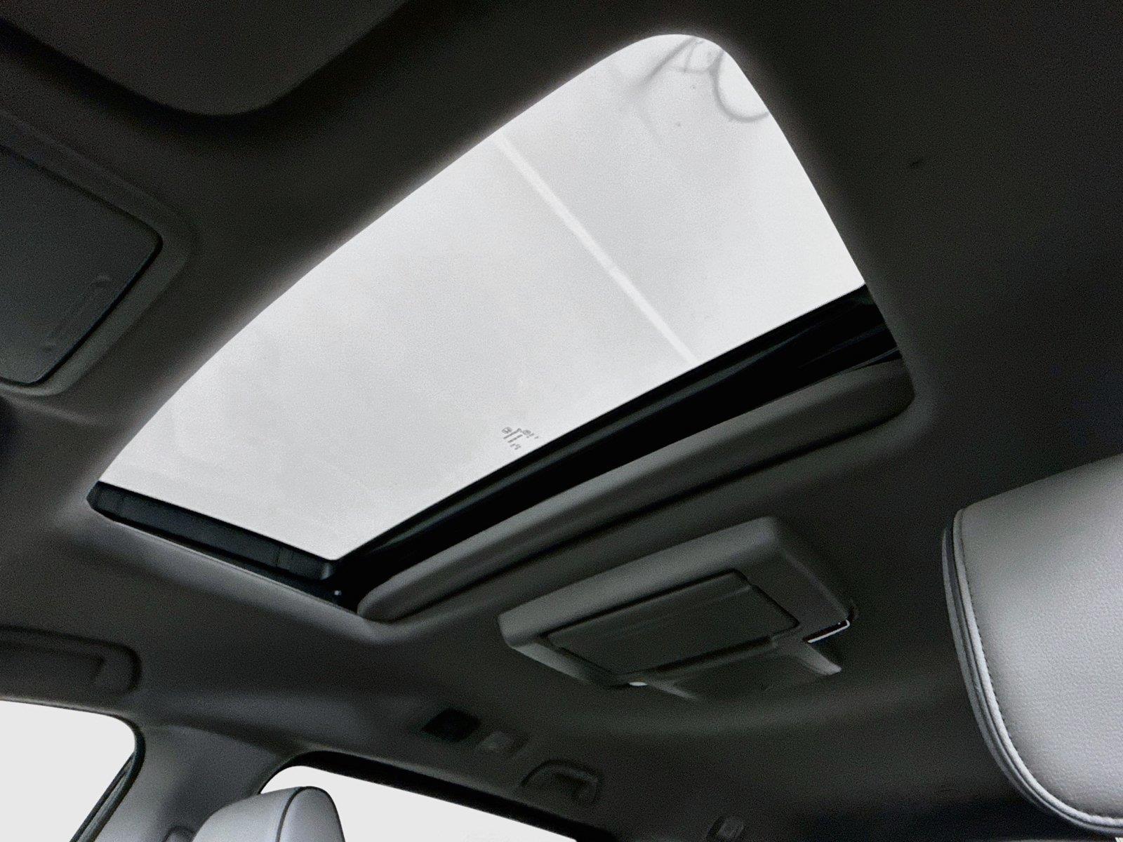 2024 Honda Odyssey Elite photo 5