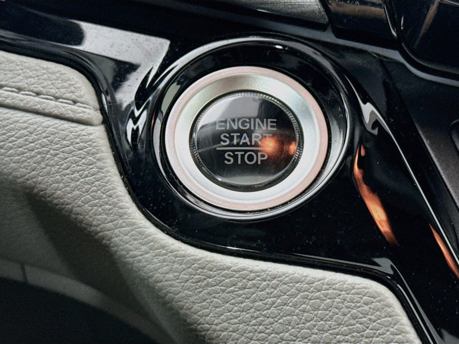 2024 Honda Odyssey Elite photo 21