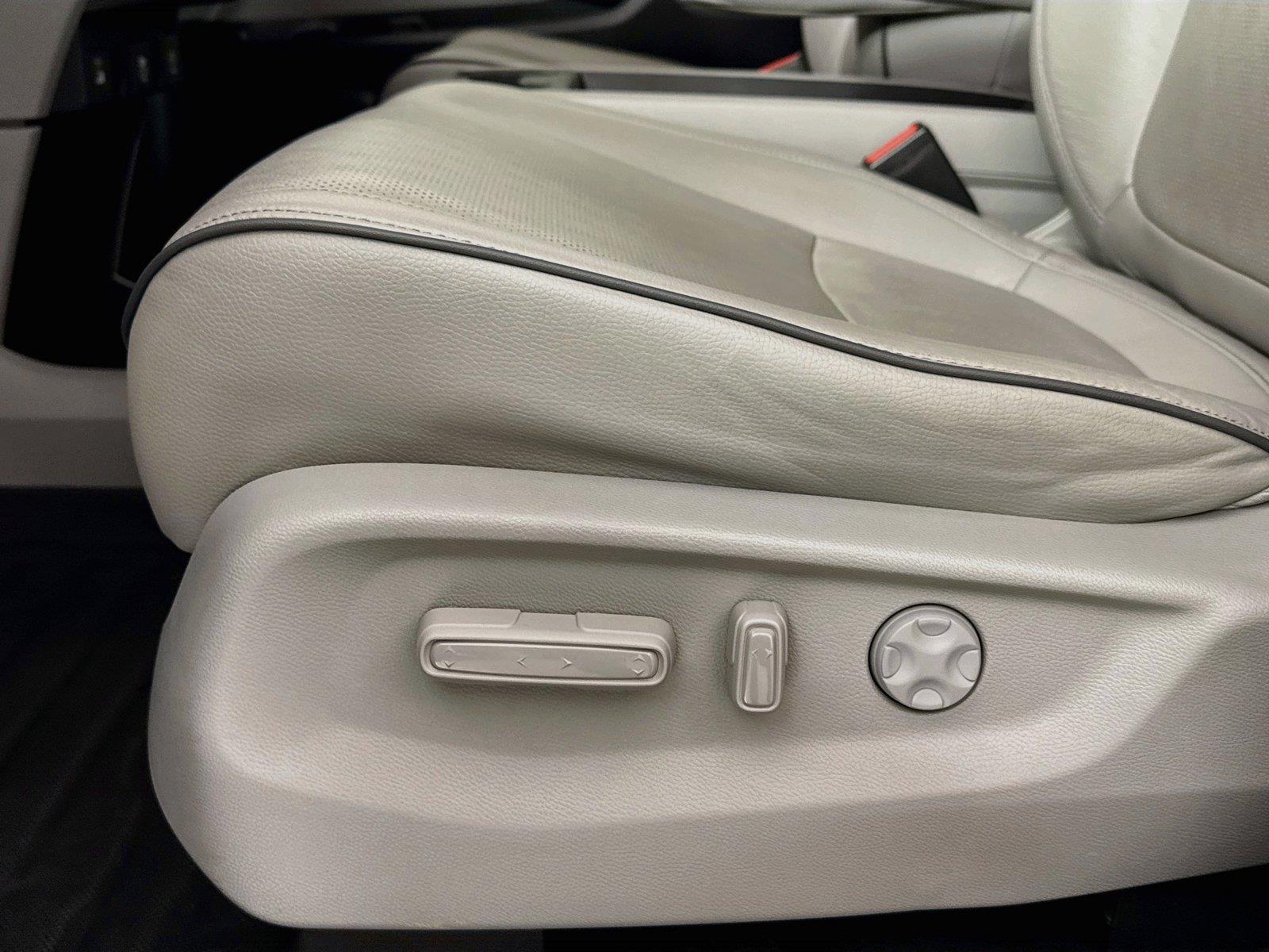2024 Honda Odyssey Elite photo 29