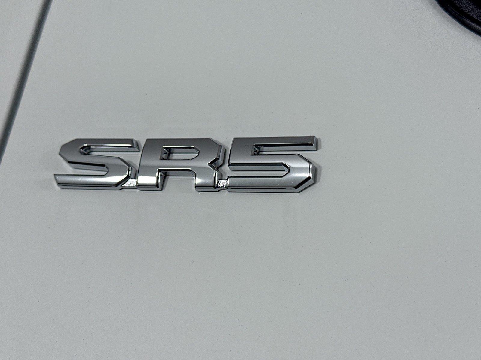 2026 Toyota Tacoma SR5 photo 9