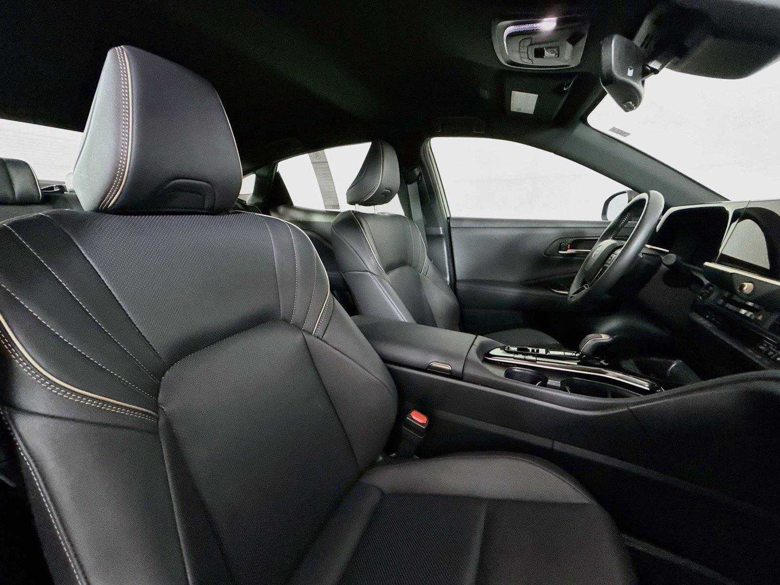 2026 Toyota Crown XLE photo 38