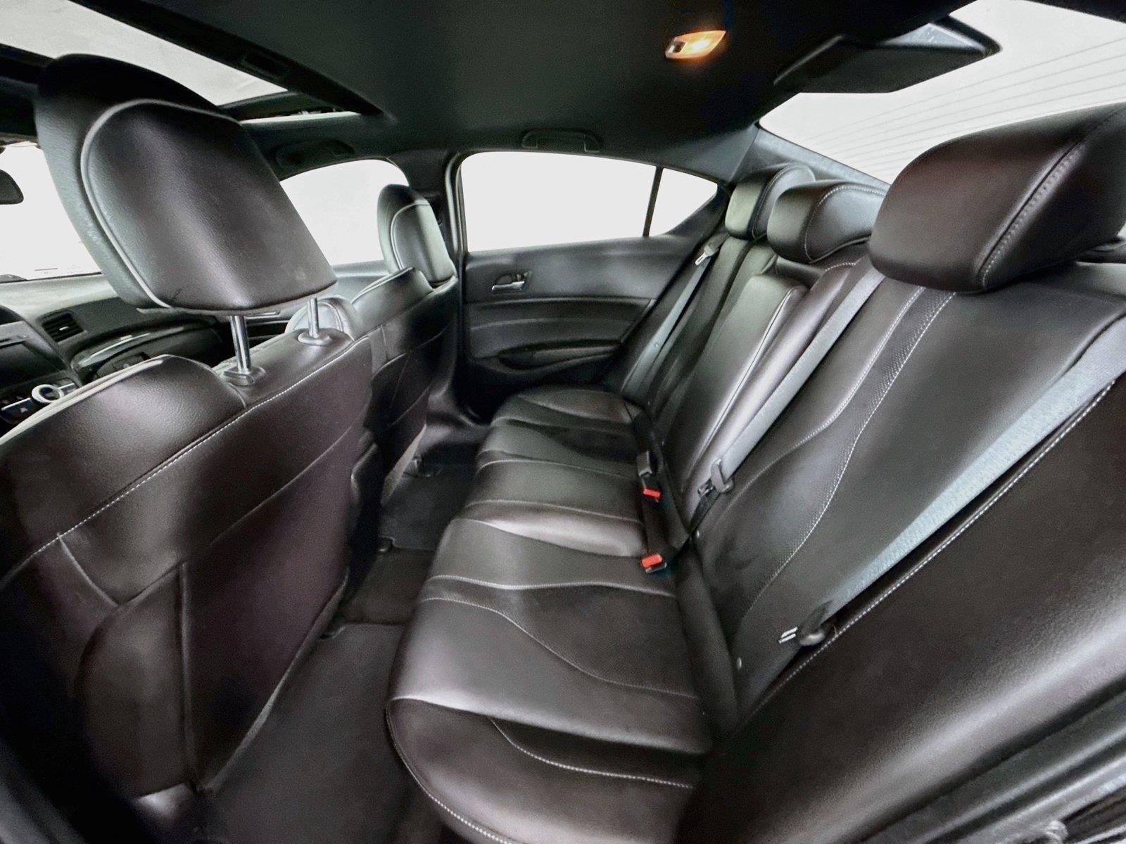 2019 Acura ILX w/Tech w/A-SPEC photo 32