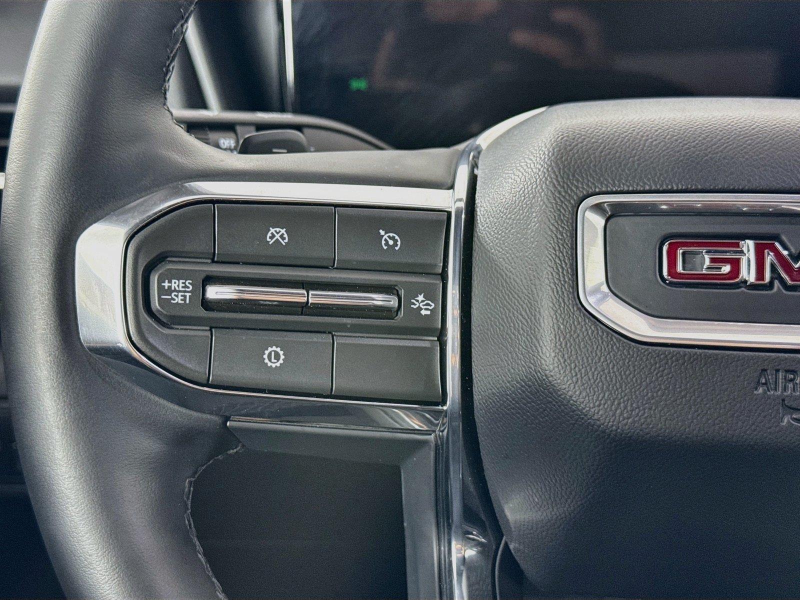 2025 GMC Terrain AWD Elevation photo 17