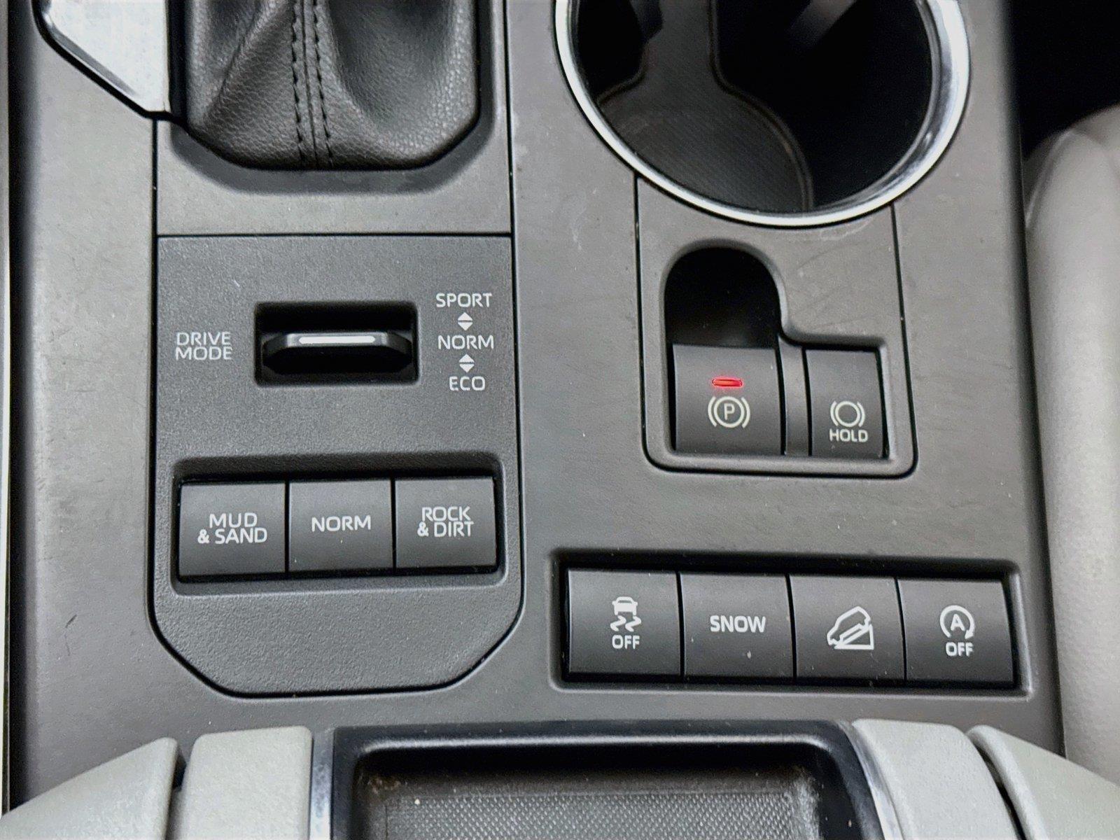 2021 Toyota Highlander XLE photo 27