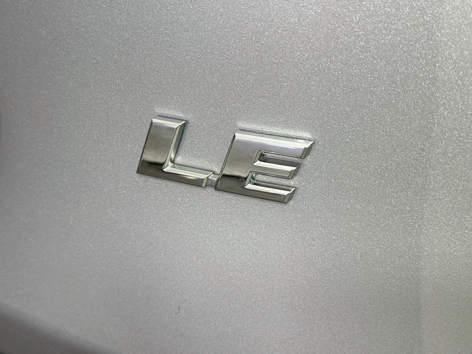 2025 Toyota RAV4 LE photo 13