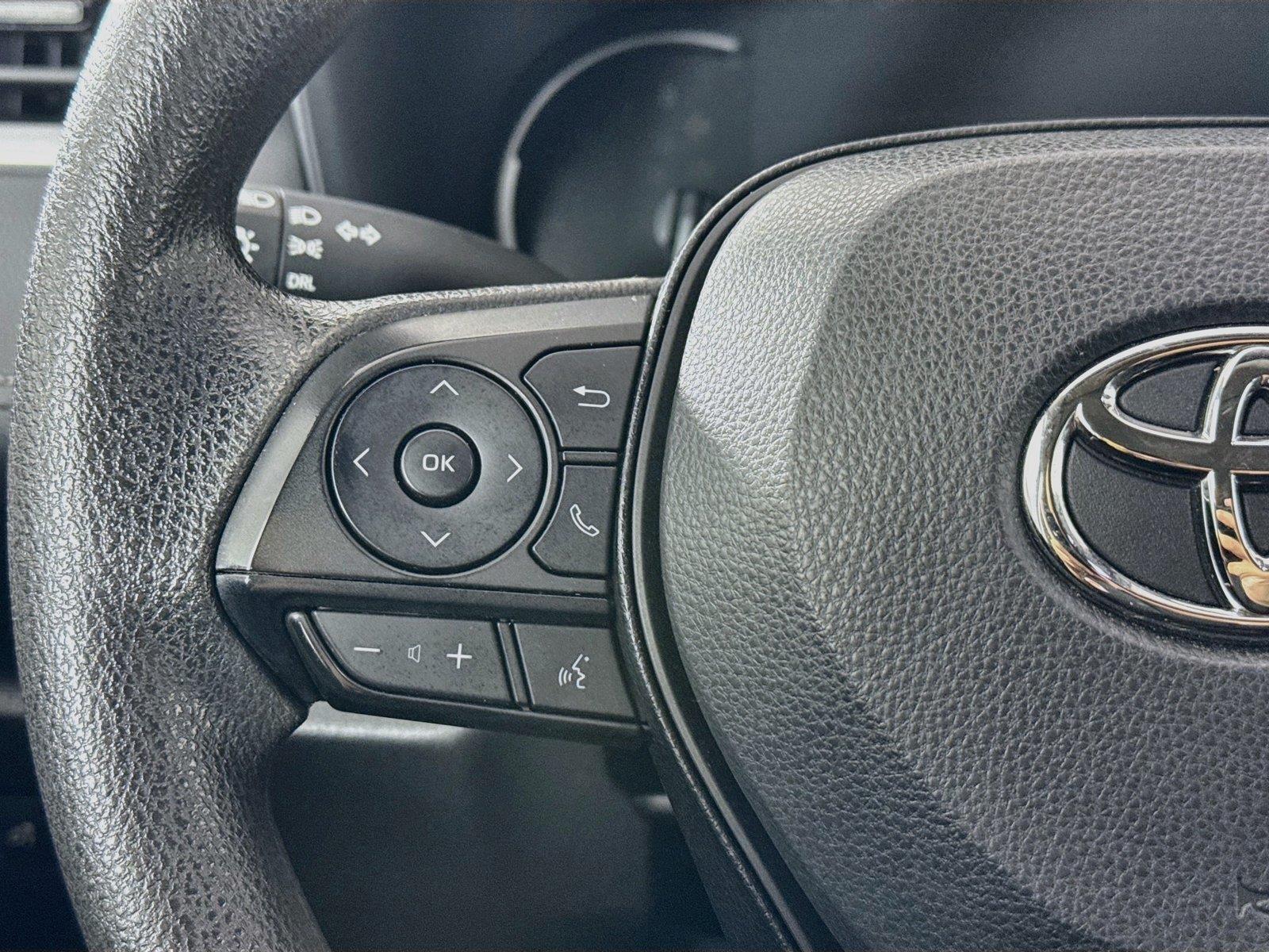 2025 Toyota RAV4 LE photo 16