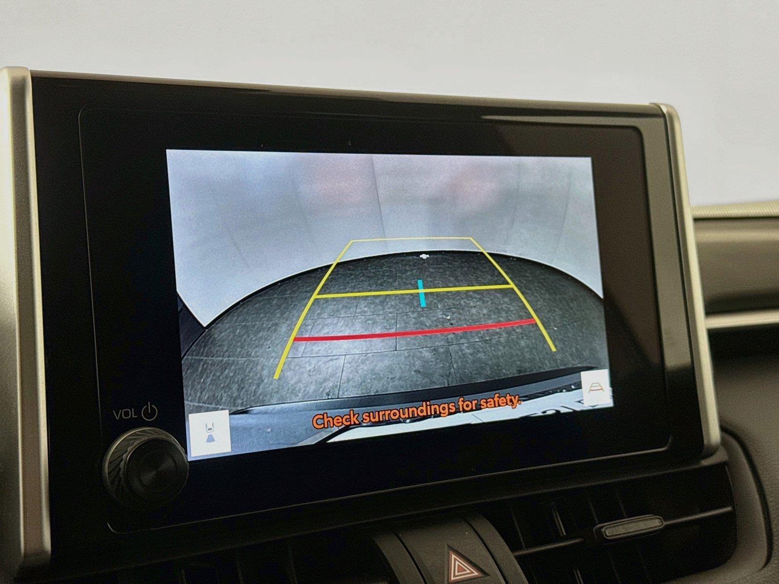 2025 Toyota RAV4 LE photo 21
