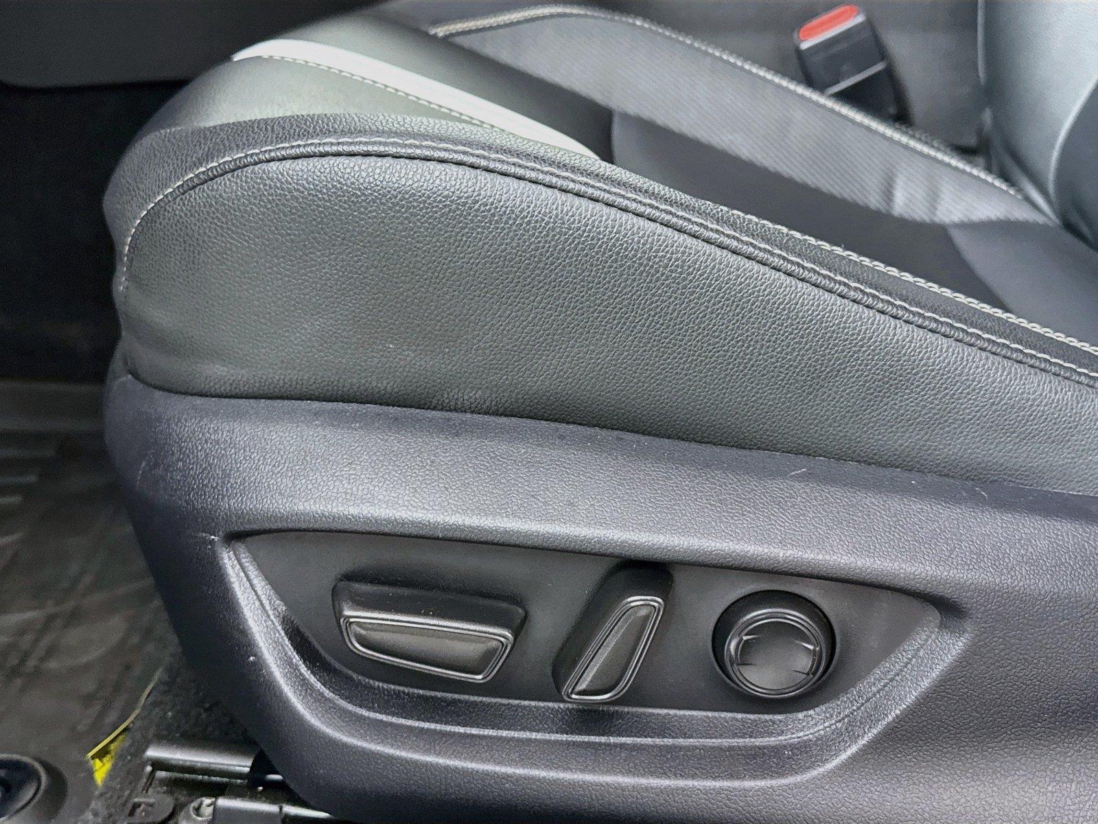 2025 Toyota Camry SE photo 26