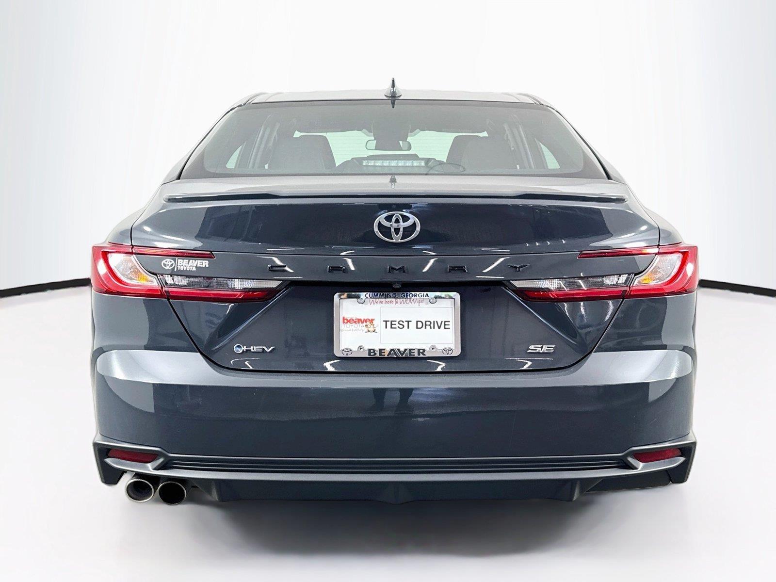2025 Toyota Camry SE photo 10