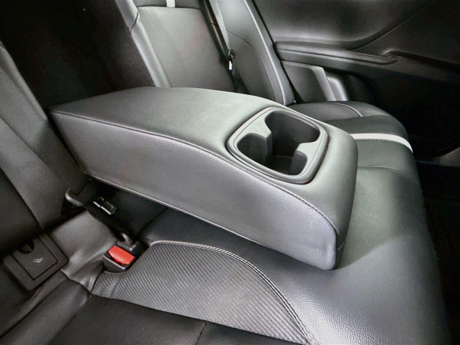 2025 Toyota Camry SE photo 37