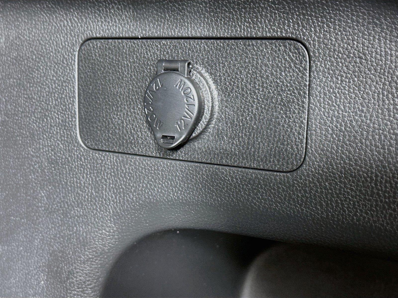 2024 Toyota RAV4 XLE photo 37