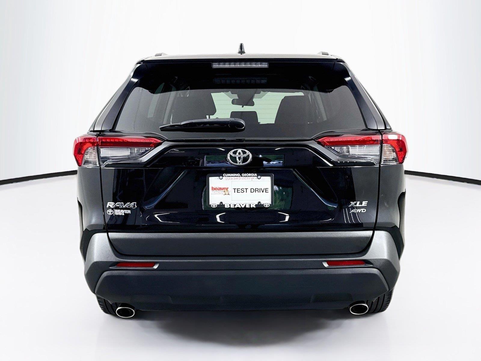 2024 Toyota RAV4 XLE photo 10