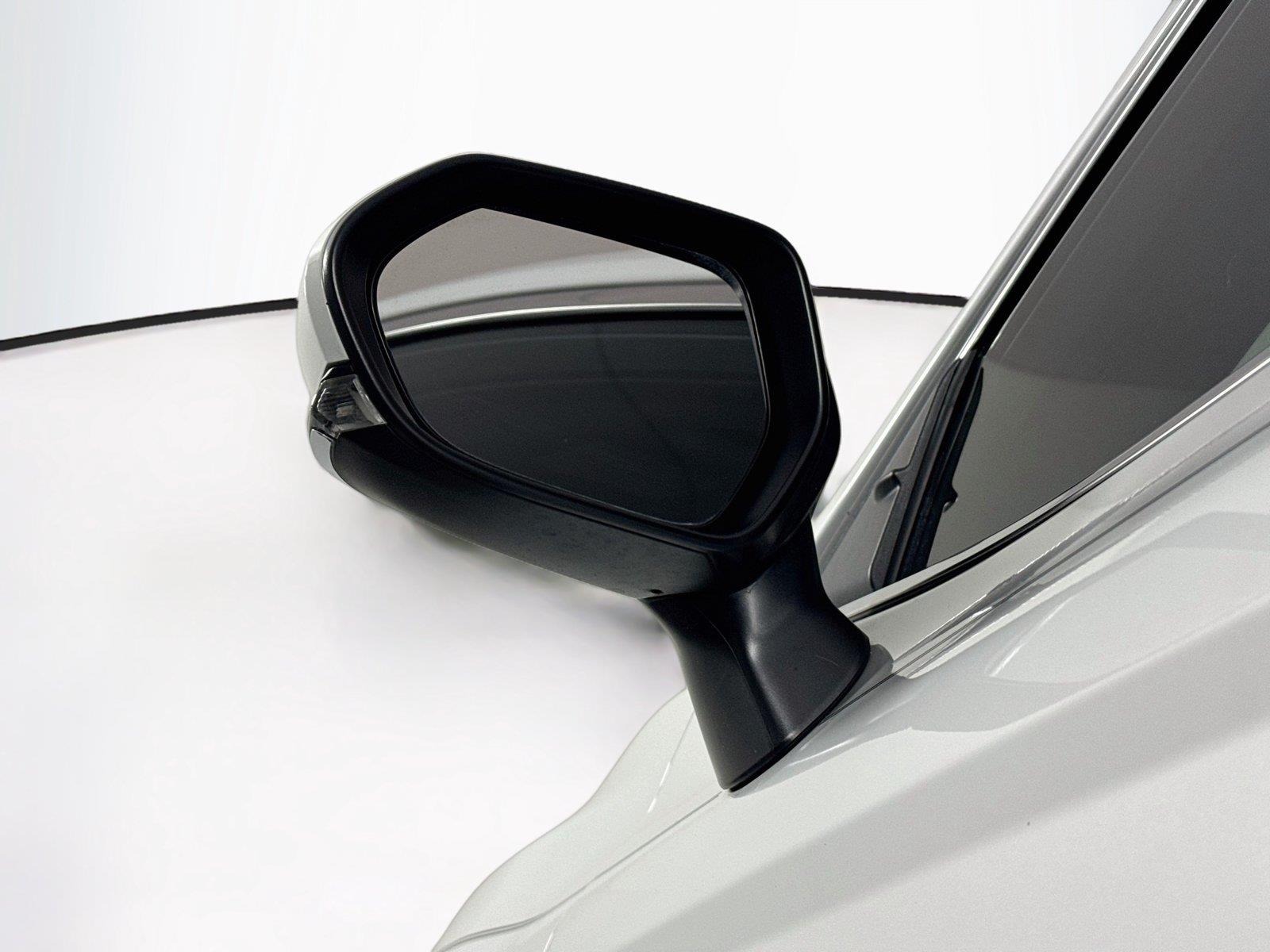 2024 Toyota Camry SE photo 4
