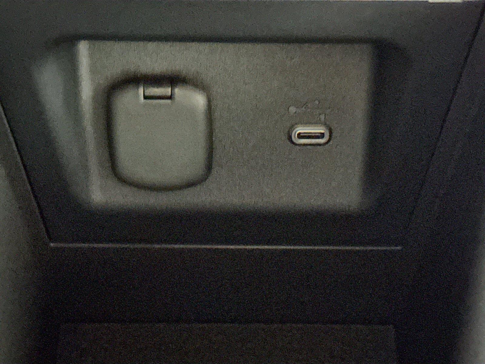 2026 Toyota RAV4 LE photo 31