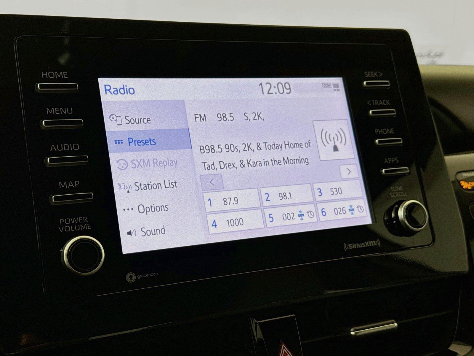 2024 Toyota Camry SE photo 19