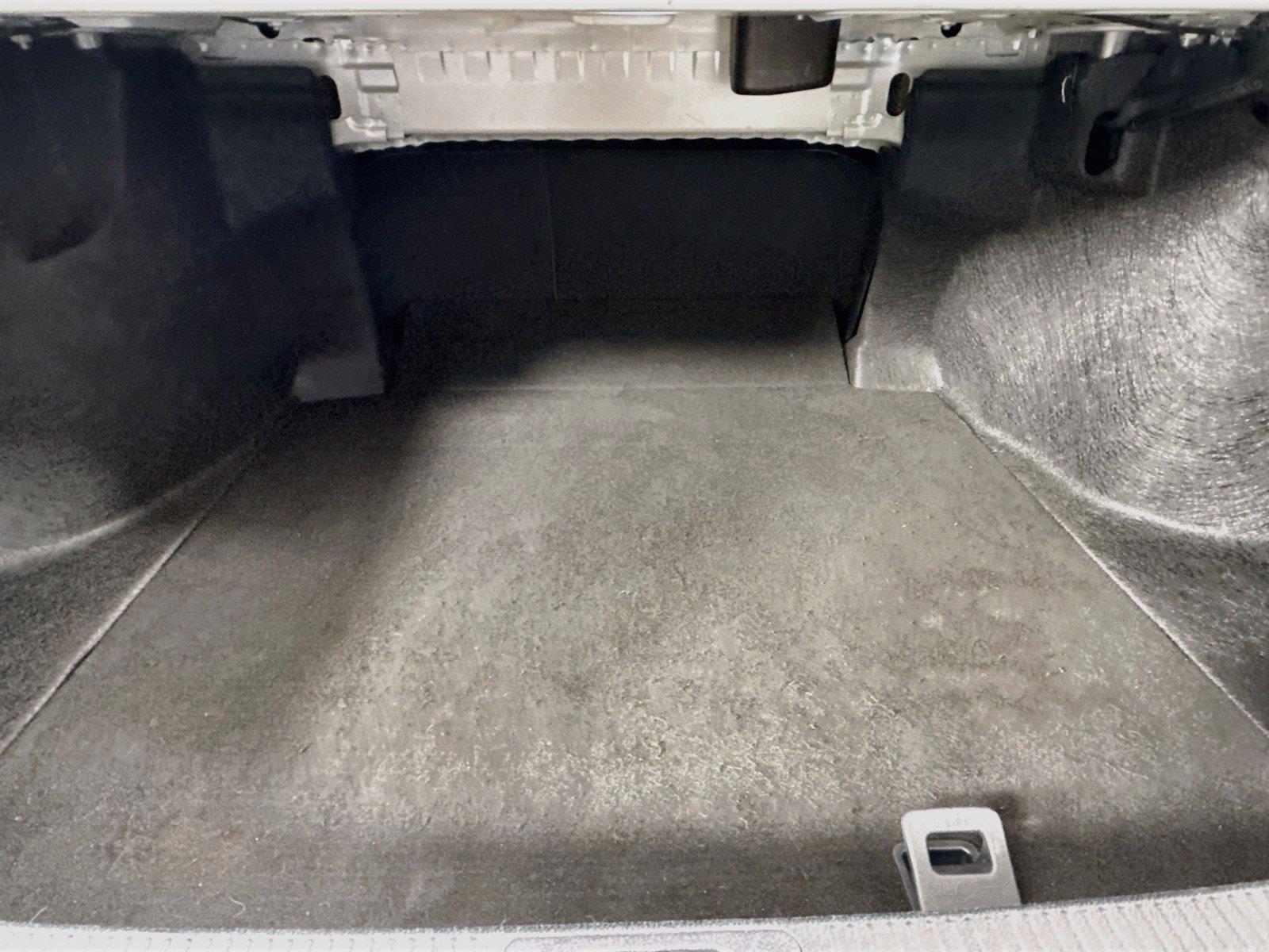 2024 Toyota Camry SE photo 32
