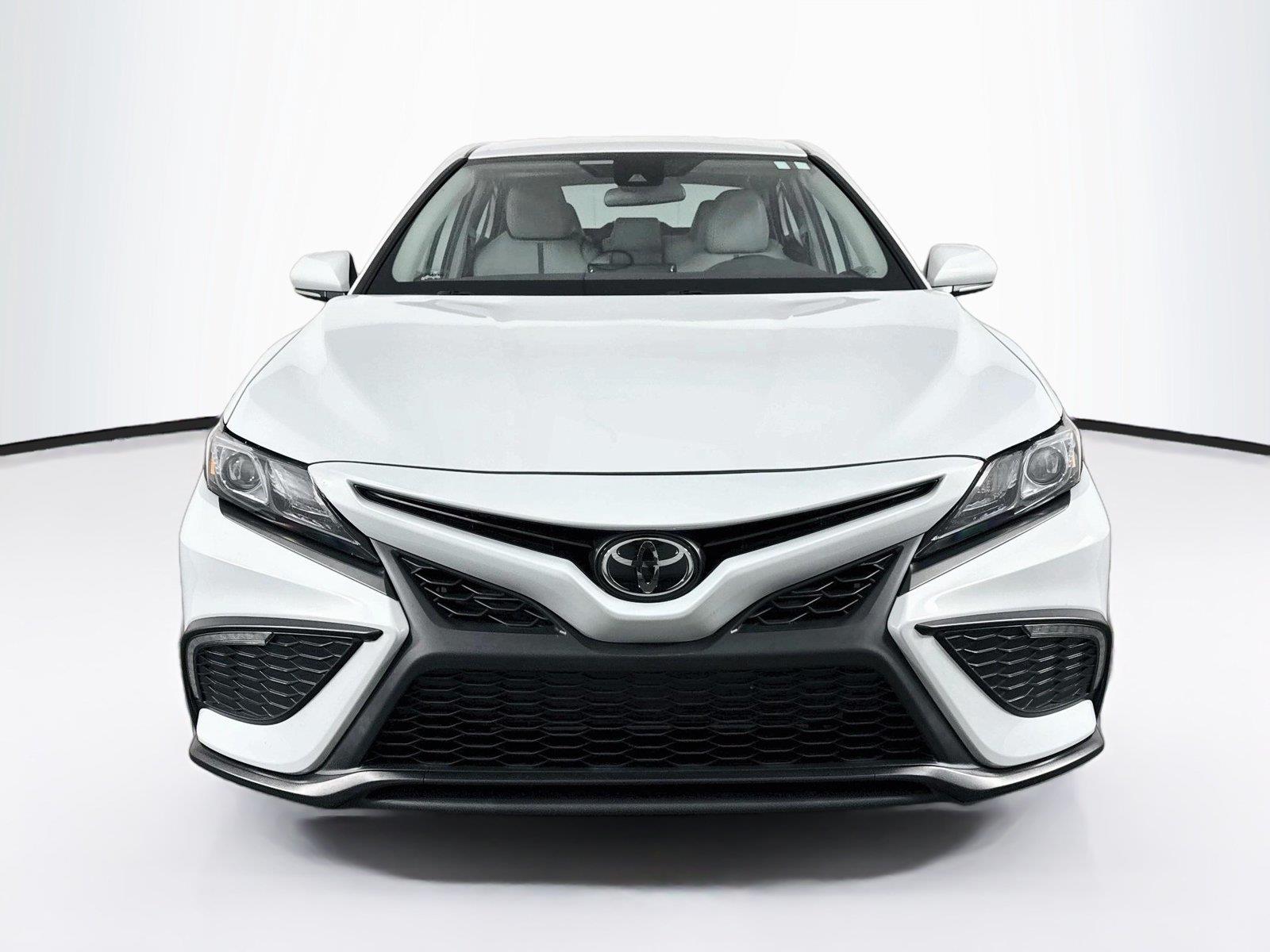 2024 Toyota Camry SE photo 6