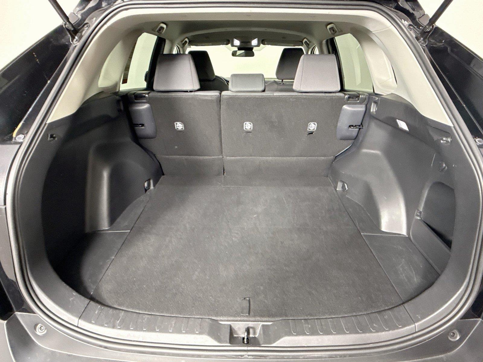 2025 Toyota RAV4 XLE photo 37