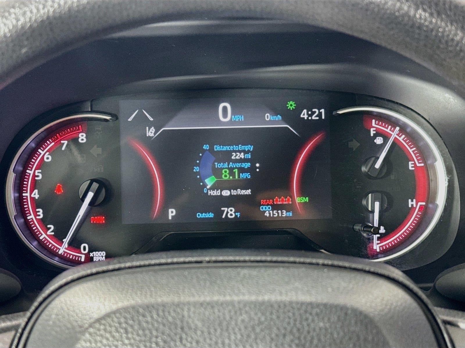 2025 Toyota RAV4 XLE photo 19