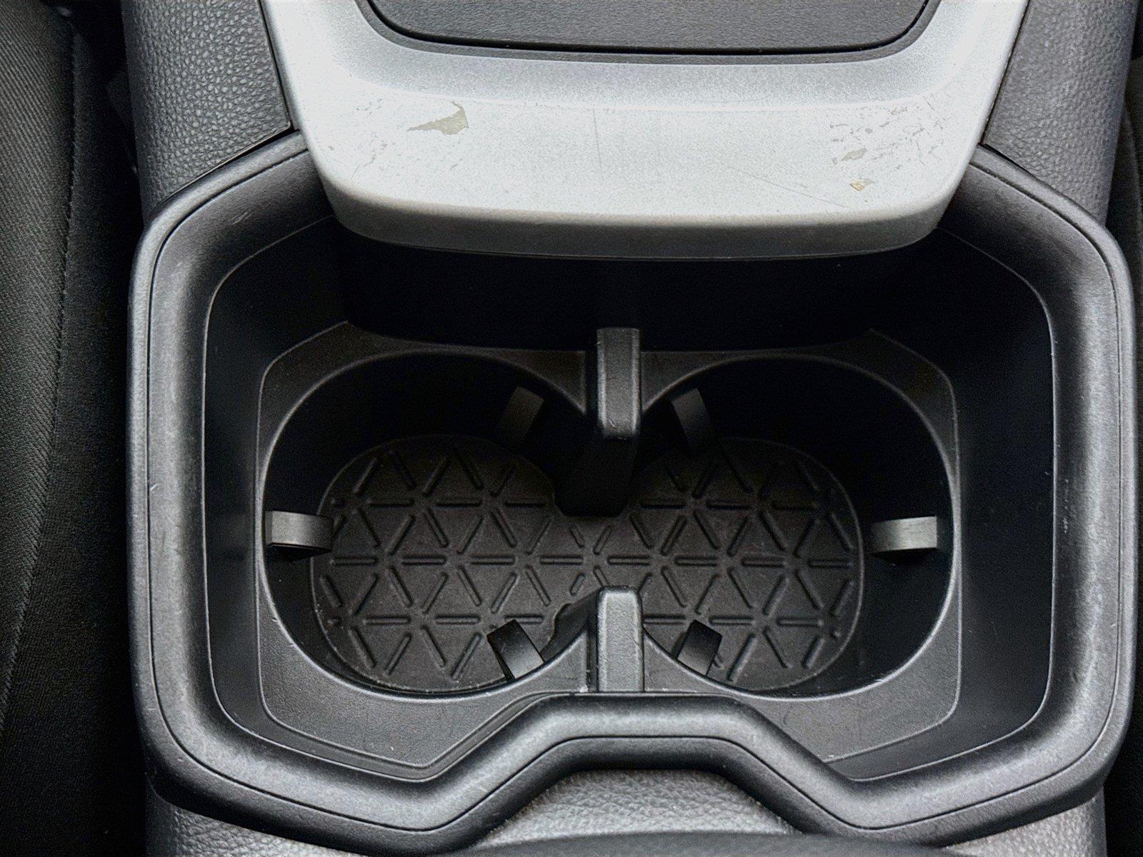 2025 Toyota RAV4 XLE photo 26