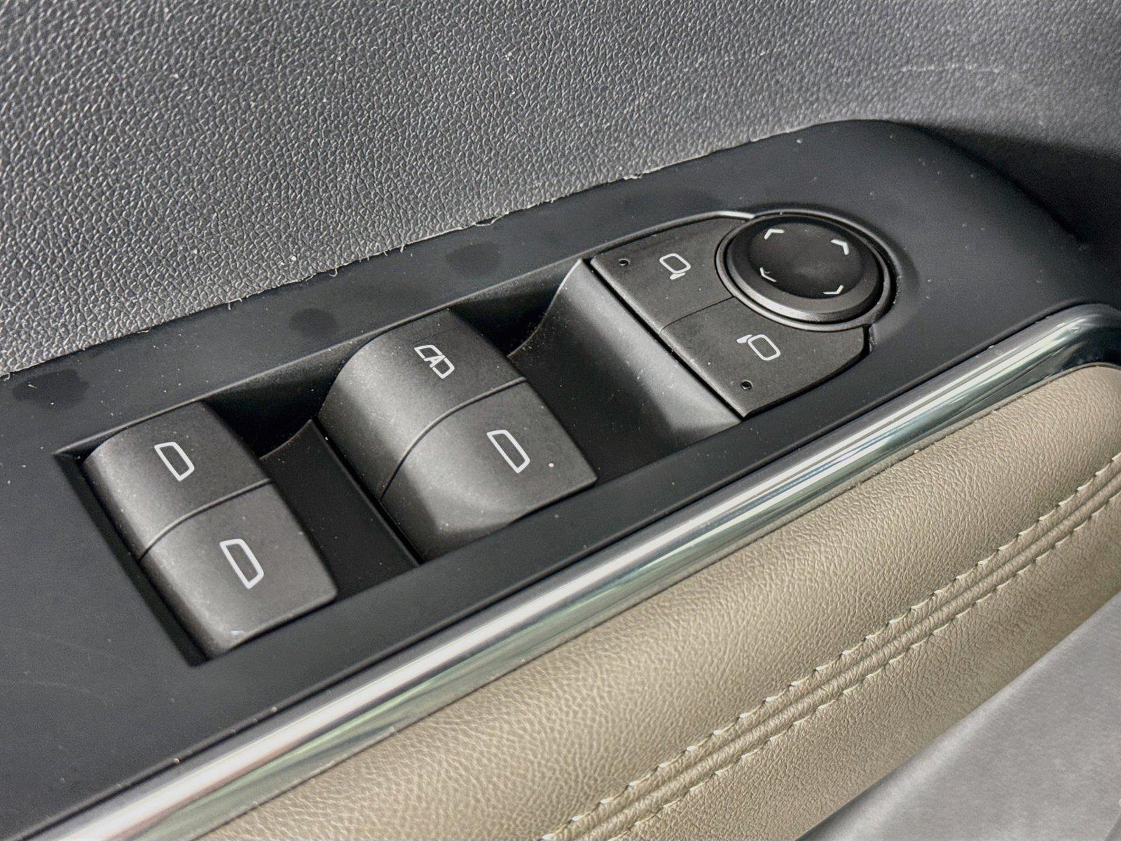 2024 GMC Acadia AWD Elevation photo 26