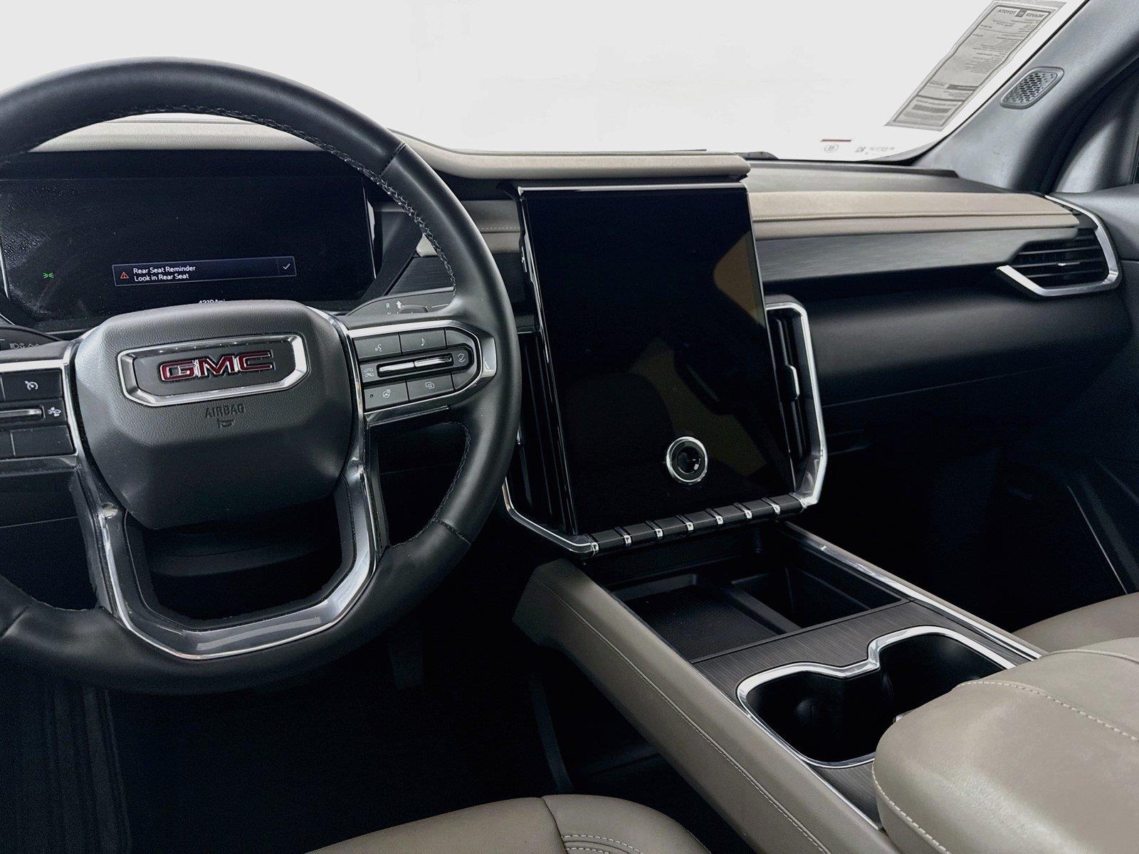 2024 GMC Acadia AWD Elevation photo 31