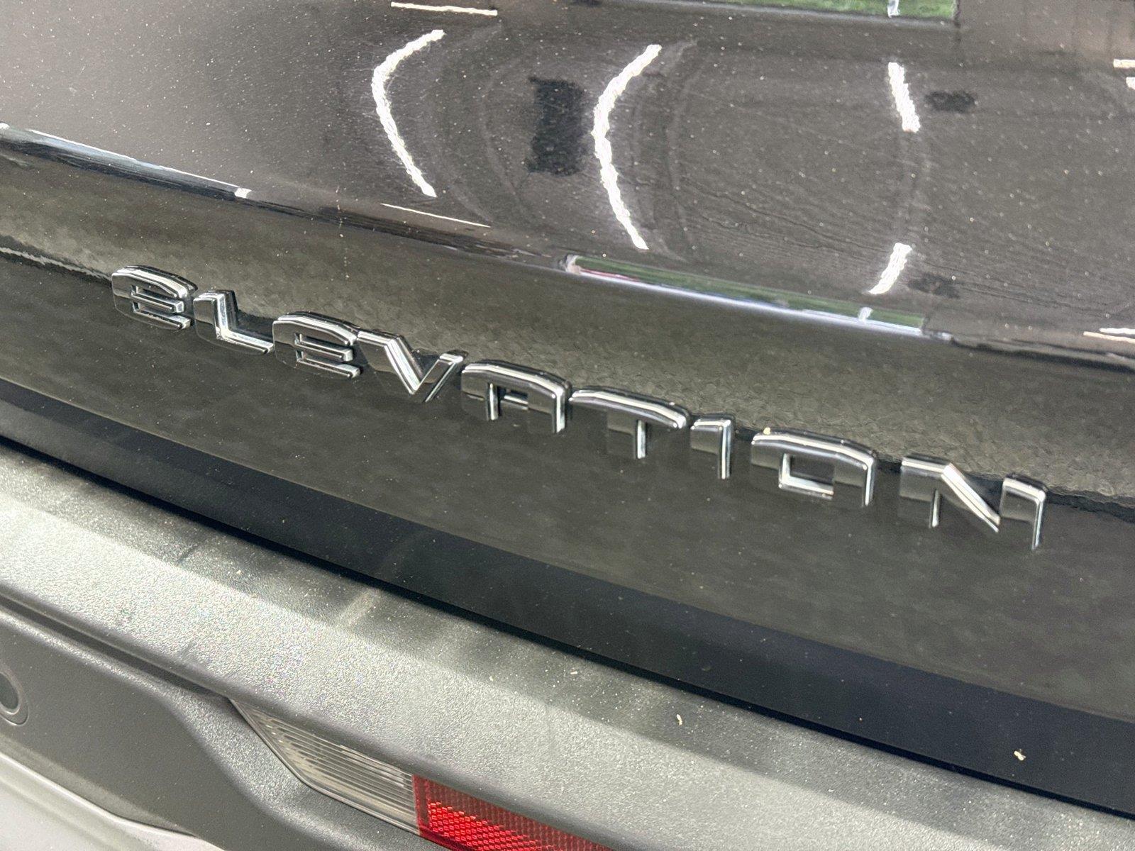 2024 GMC Acadia AWD Elevation photo 14