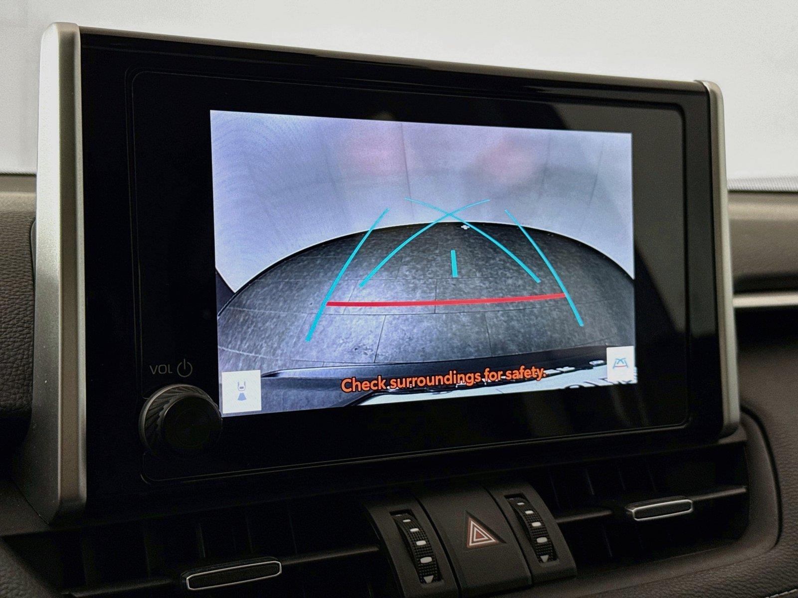 2024 Toyota RAV4 Hybrid XLE Premium photo 24
