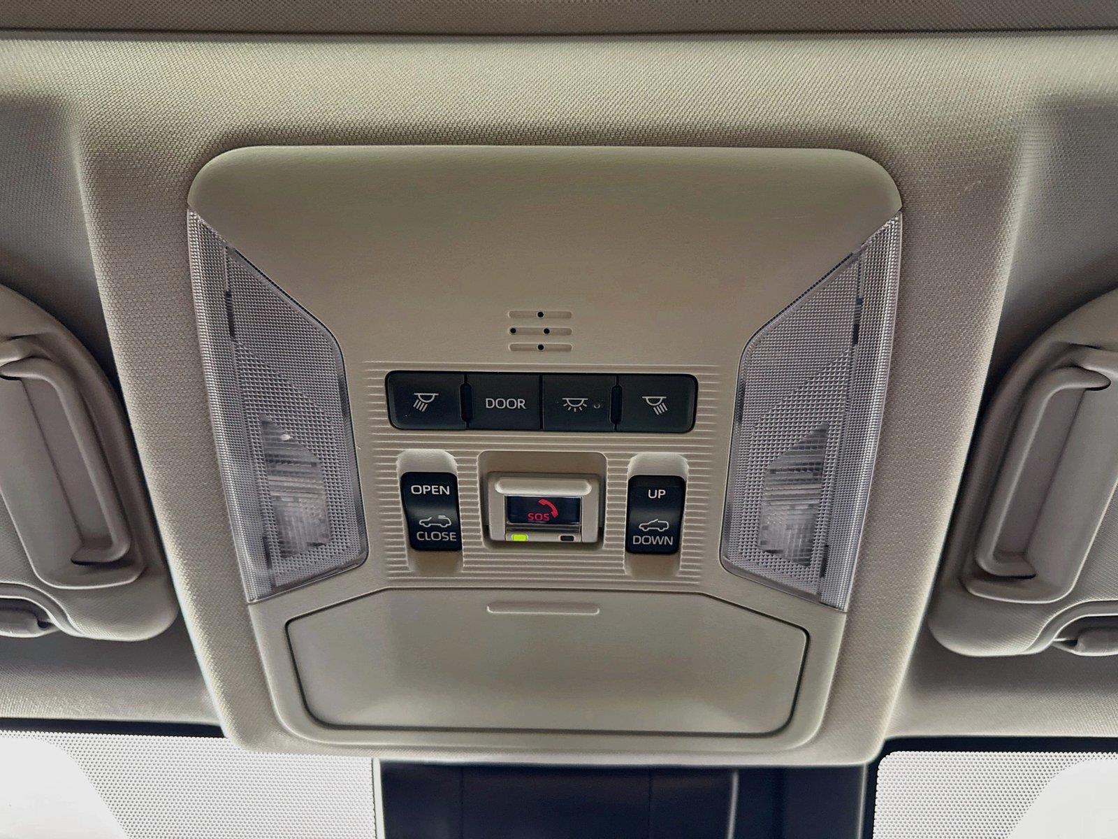 2024 Toyota RAV4 Hybrid XLE Premium photo 22