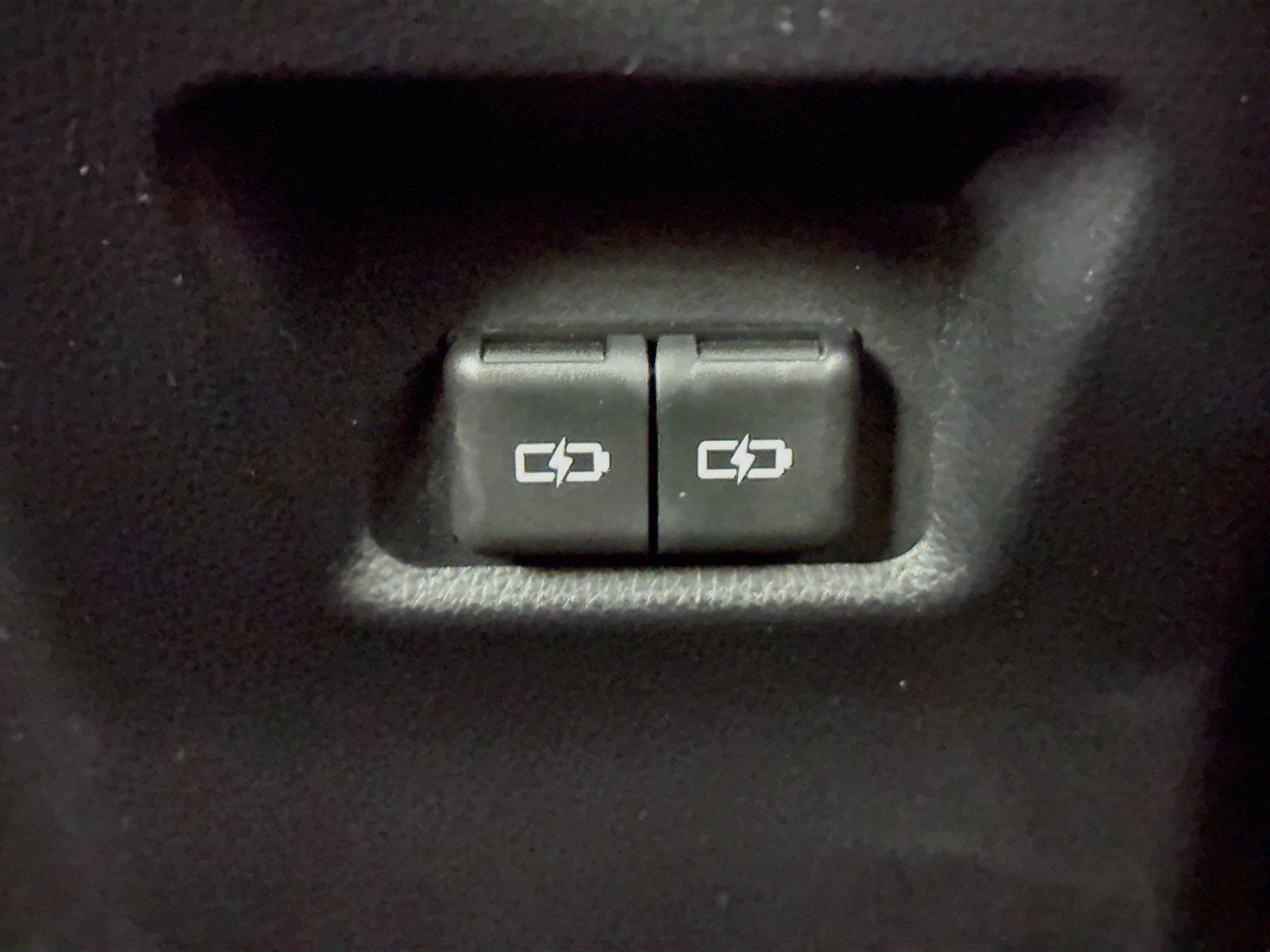2024 Toyota RAV4 Hybrid XLE Premium photo 36