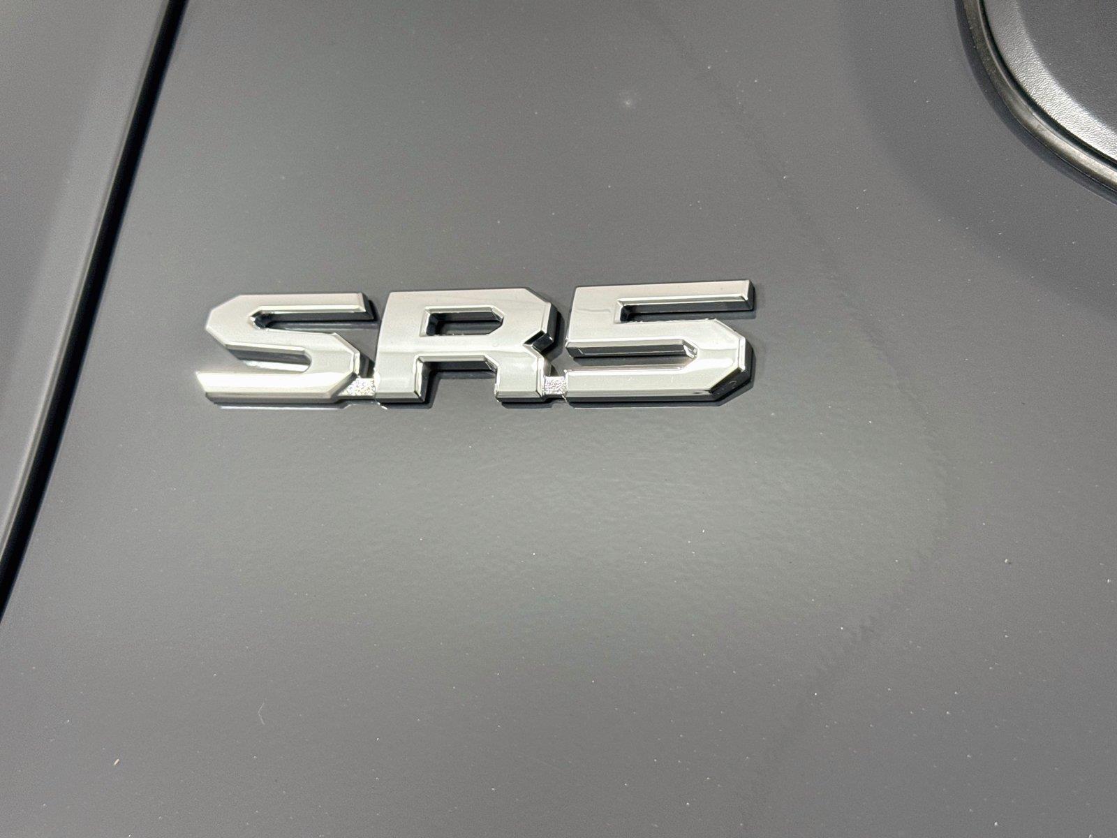 2025 Toyota Tacoma SR5 photo 13