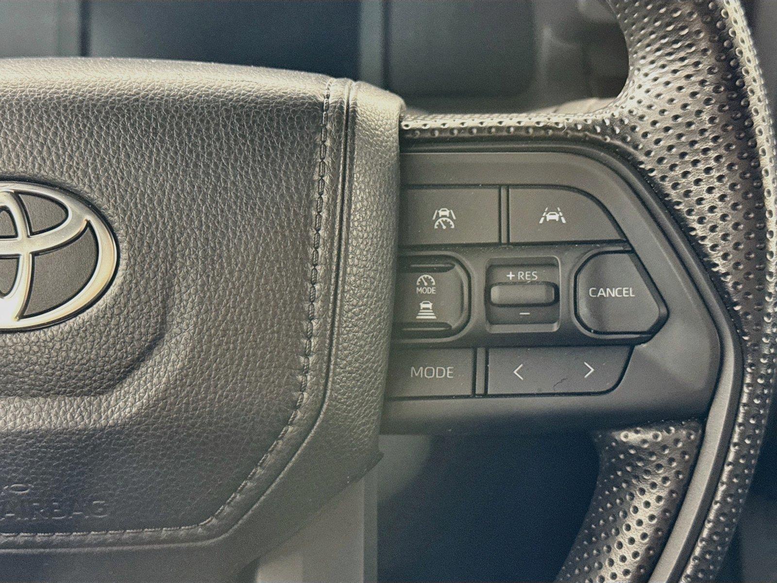 2025 Toyota Tacoma SR5 photo 17