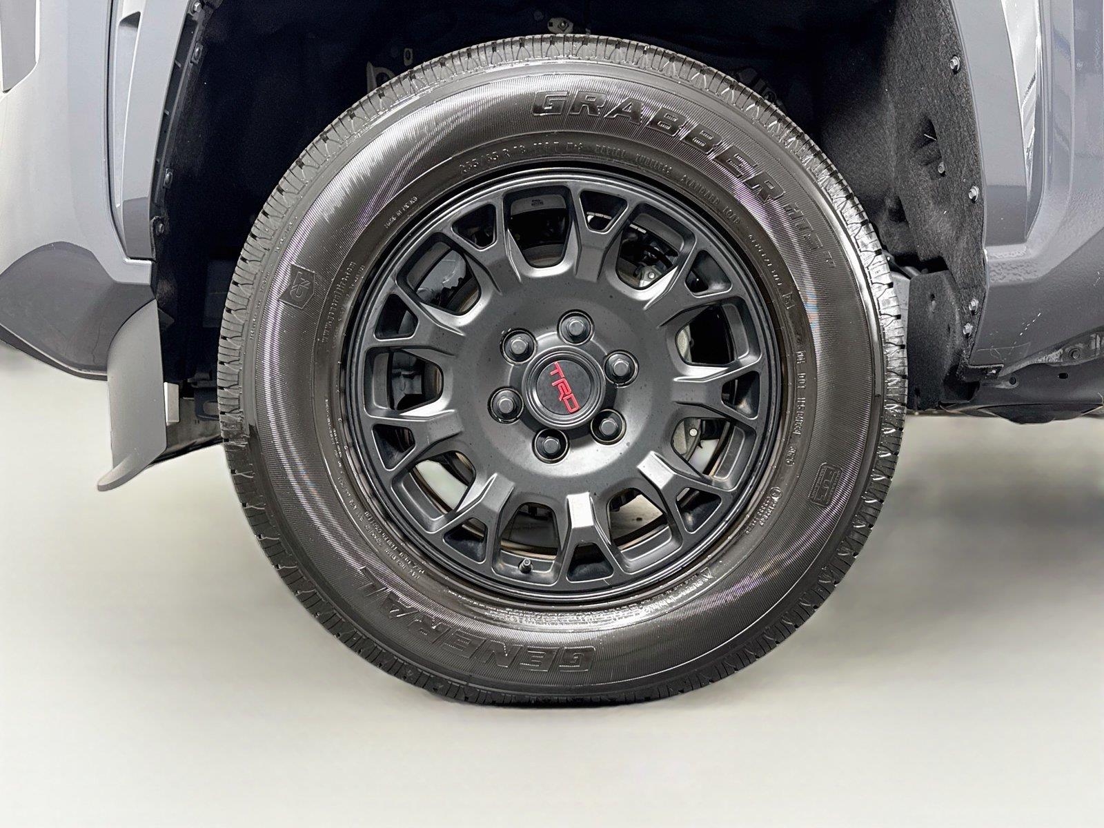 2025 Toyota Tacoma SR5 photo 39