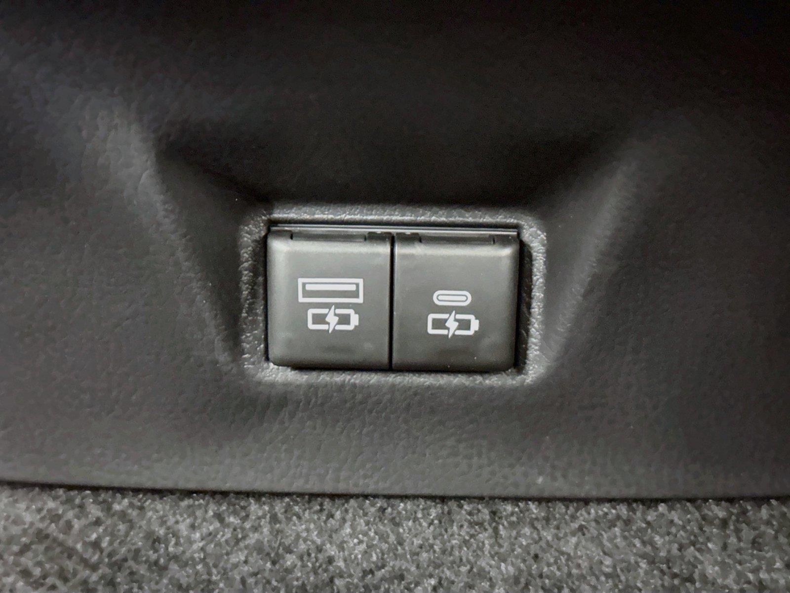 2026 Toyota Camry LE photo 34