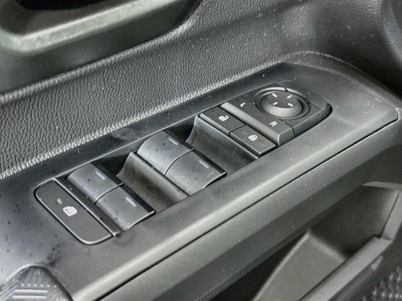 2025 Toyota Tacoma SR5 photo 25
