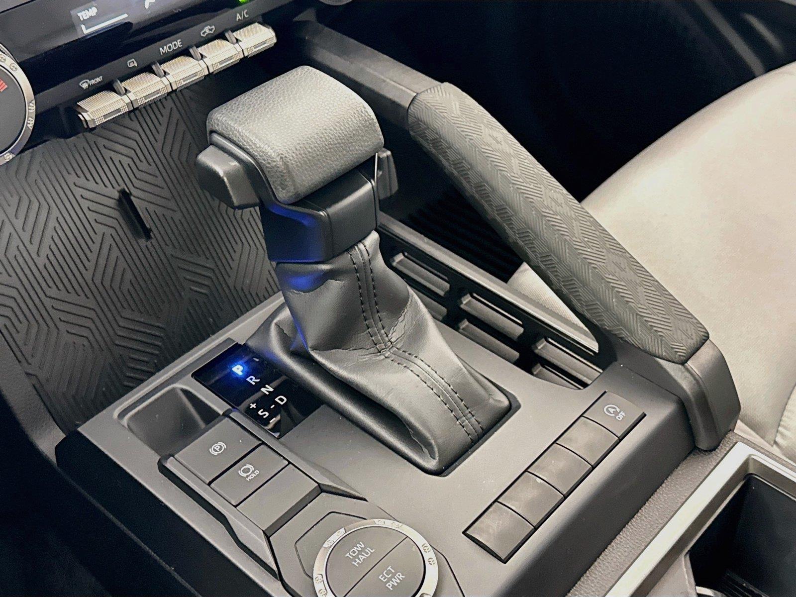 2025 Toyota Tacoma SR5 photo 24