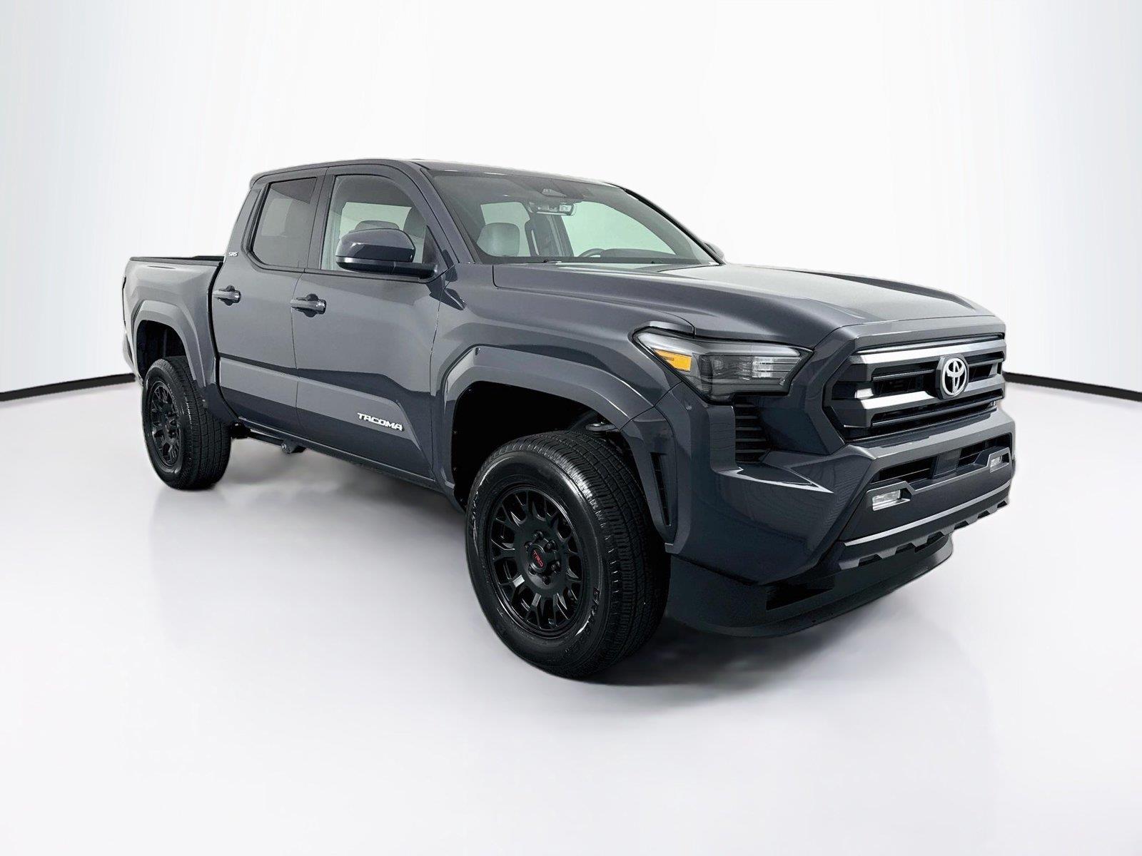 2025 Toyota Tacoma SR5 photo 8