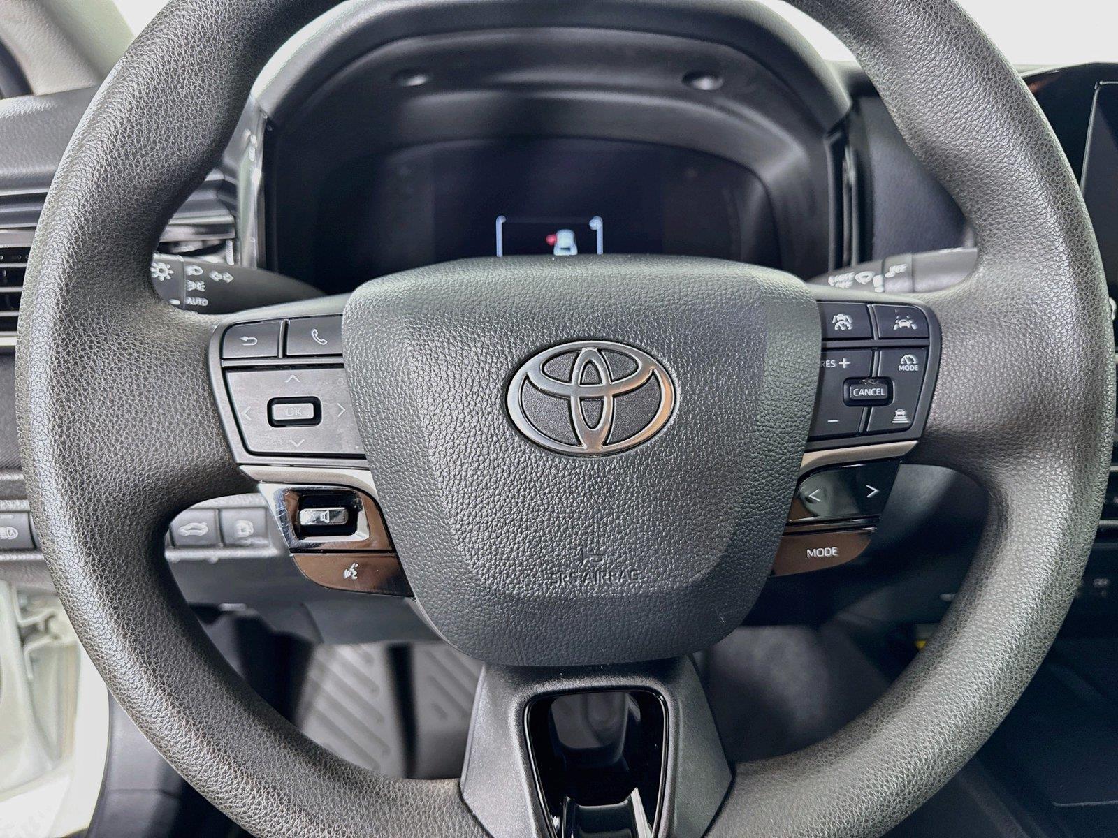 2025 Toyota Camry LE photo 15
